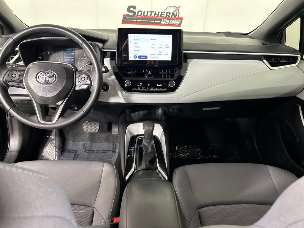 Used 2025 Toyota Corolla SE FWD image 18