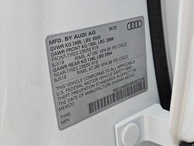 Used 2025 Audi Q5 Premium w/ Premium Plus AWD/4WD image 17