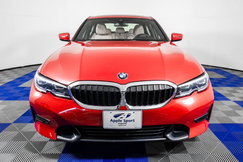 Used 2021 BMW 330i Sedan w/ Convenience Package RWD image 2