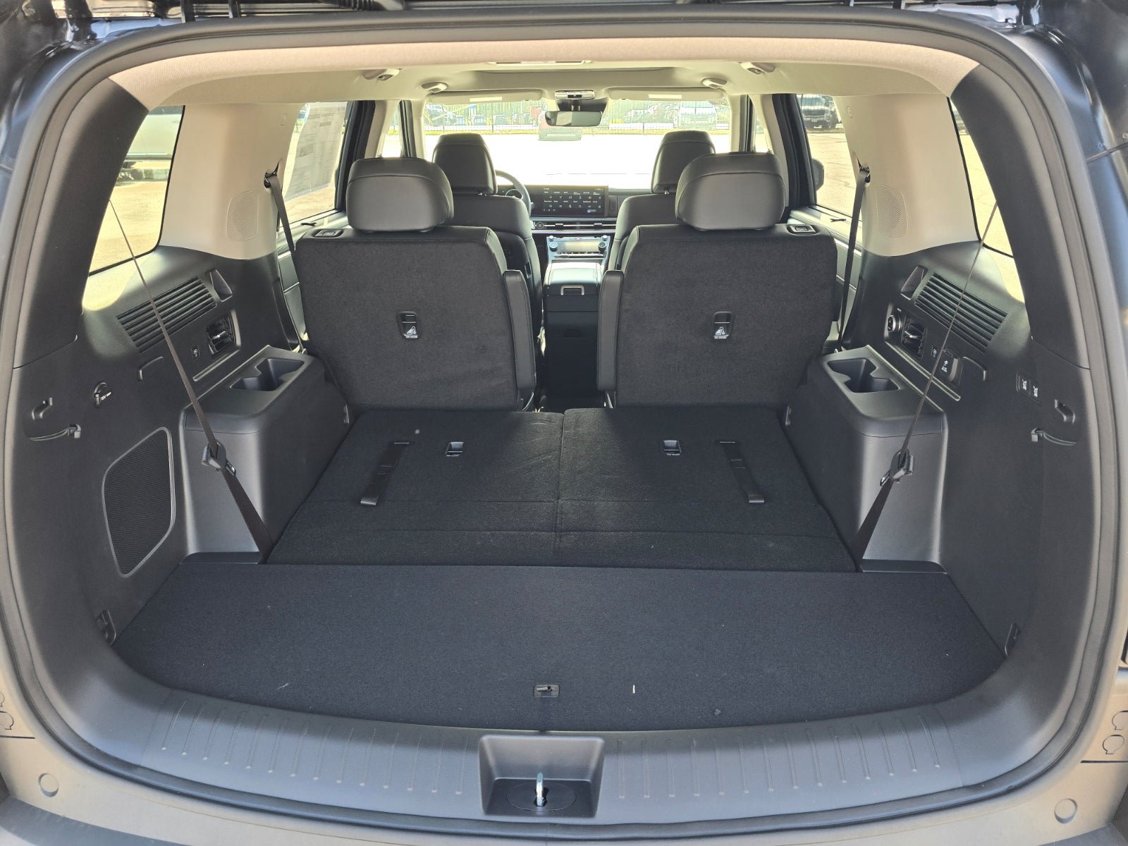 New 2027 Hyundai Santa Fe Limited AWD/4WD image 25