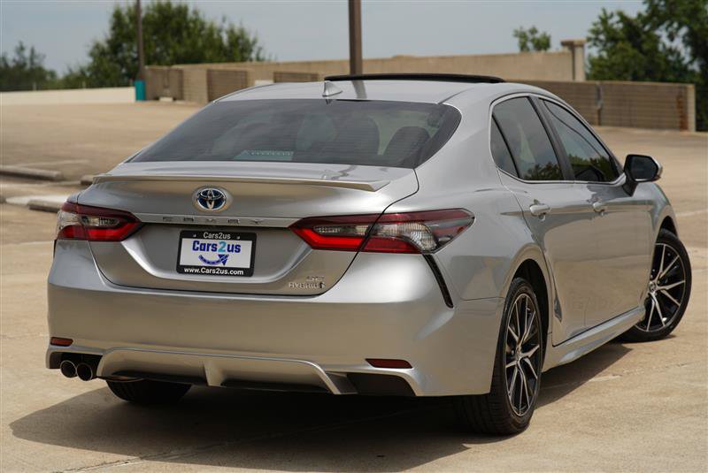 Used 2024 Toyota Camry SE w/ Audio Upgrade Package FWD image 5