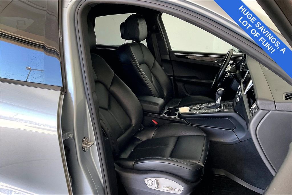 Used 2020 Porsche Macan S image 11