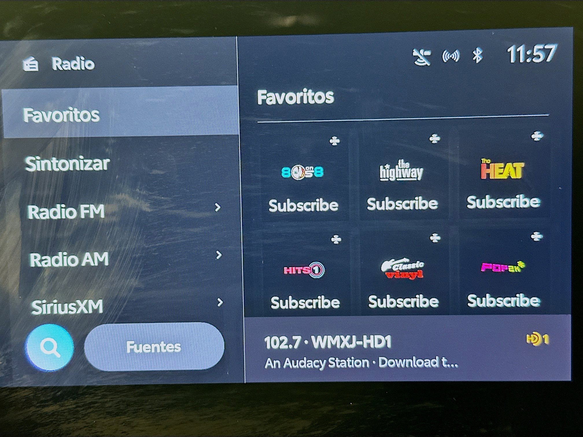 Used 2025 Toyota Corolla SE image 24