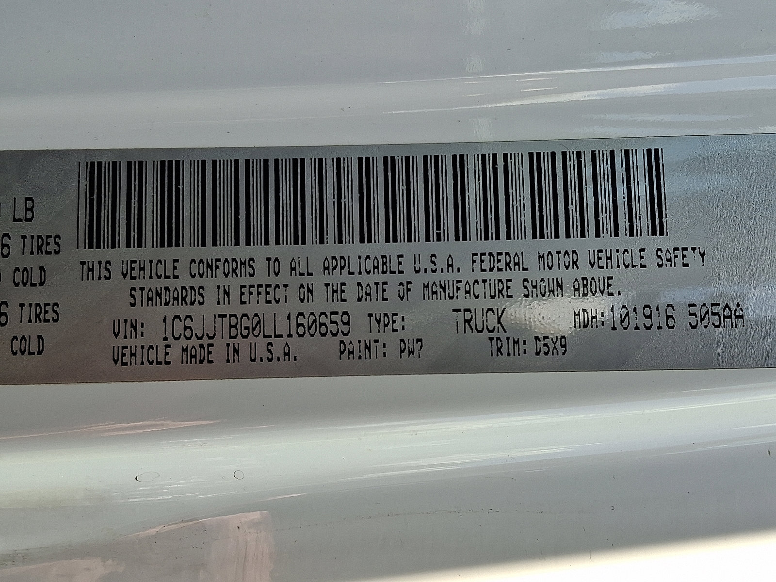 Used 2020 Jeep Gladiator Rubicon w/ Cold Weather Group image 27