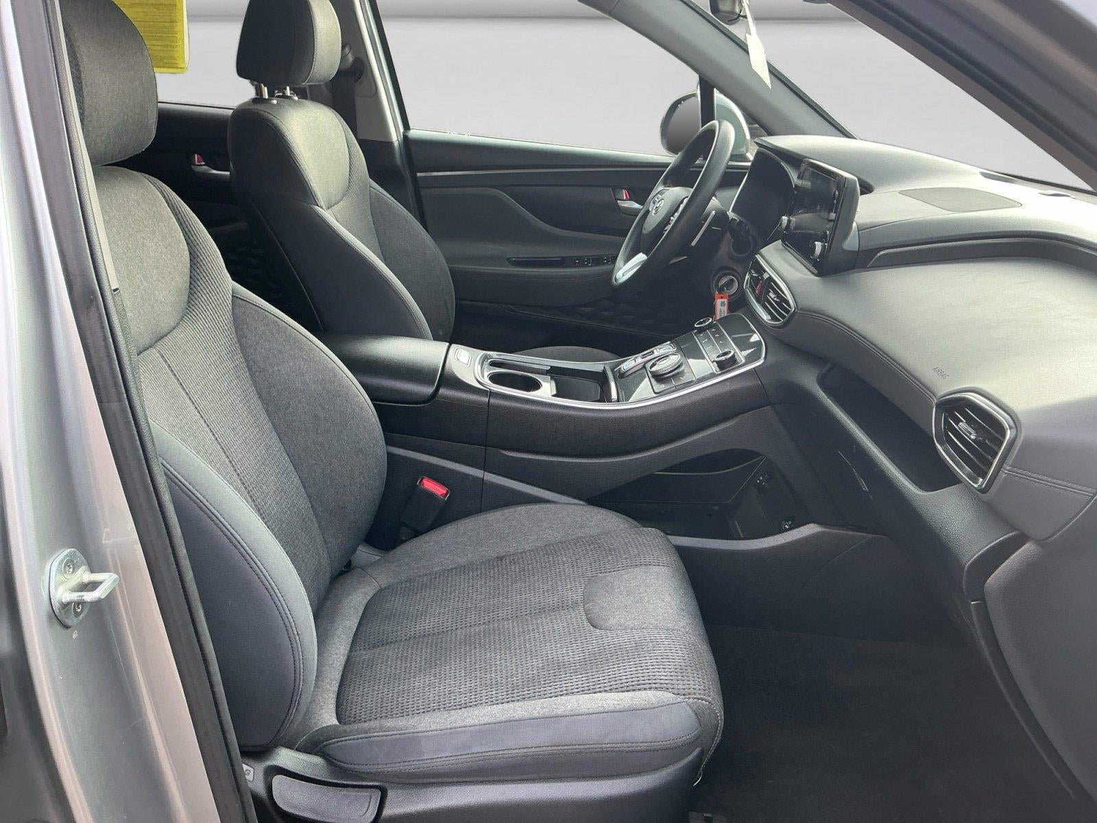 Used 2021 Hyundai Santa Fe SE AWD/4WD image 15