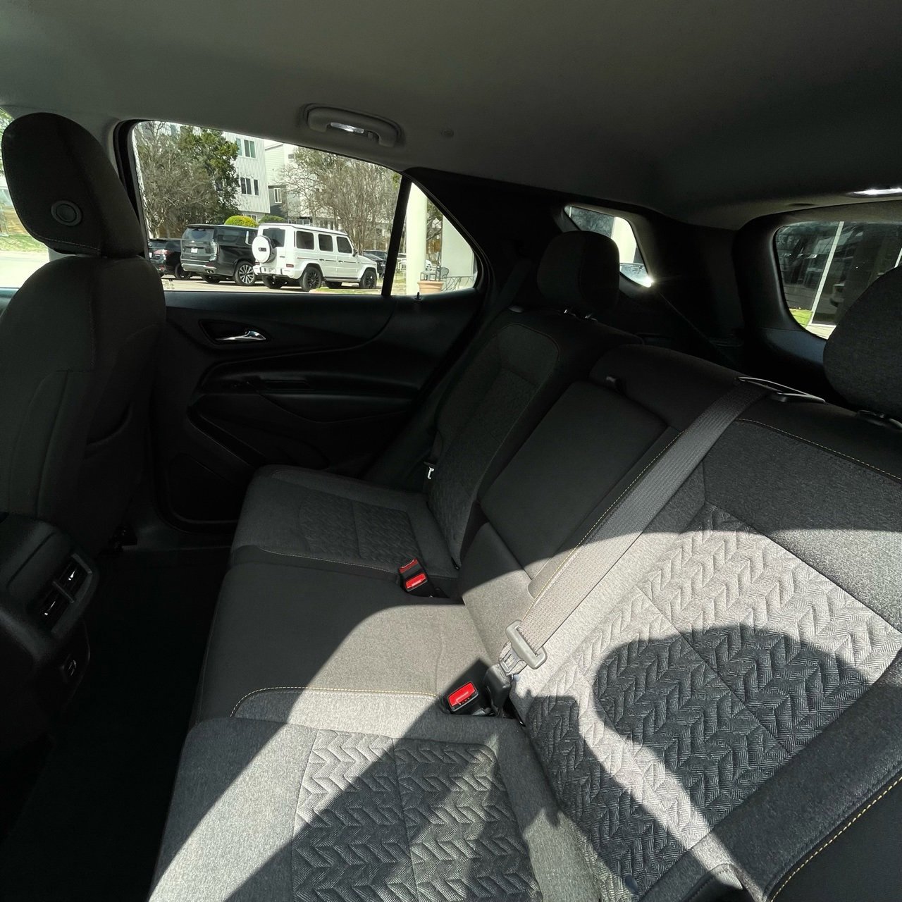 Used 2024 Chevrolet Equinox LT image 24