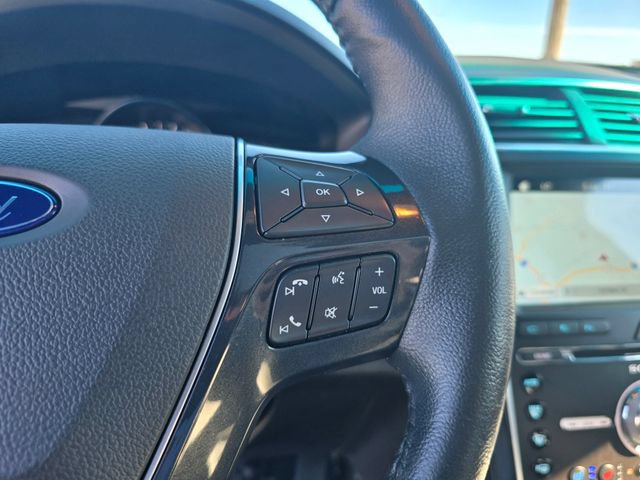 Used 2017 Ford Explorer Limited w/ Equipment Group 301A FWD image 29