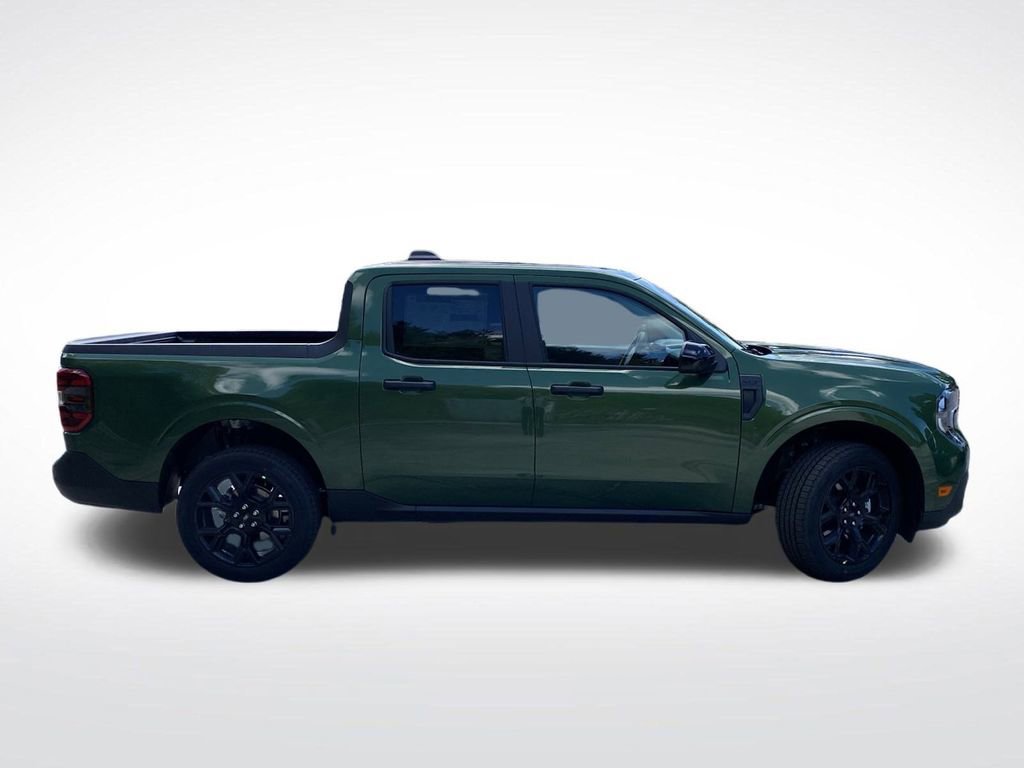 New 2025 Ford Maverick XLT w/ XLT Luxury Package AWD/4WD image 2