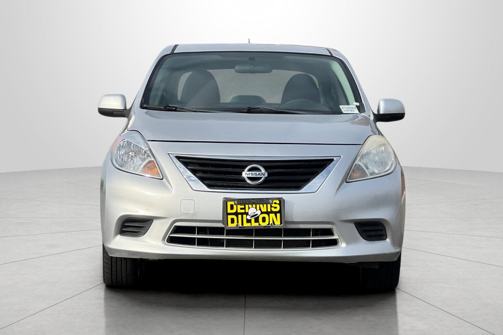 Used 2012 Nissan Versa SV image 6