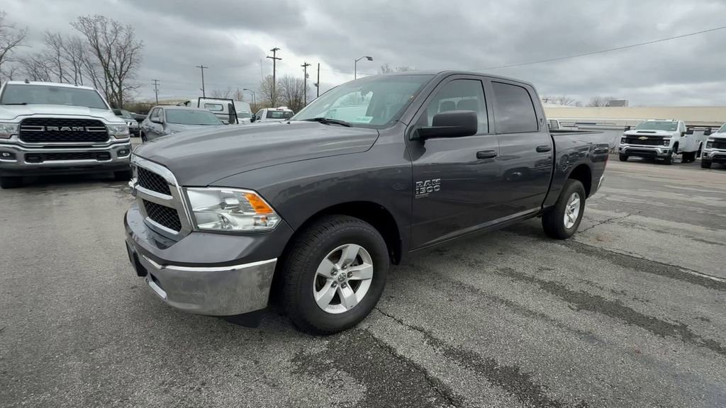 Used 2022 RAM 1500 Classic SLT RWD image 4