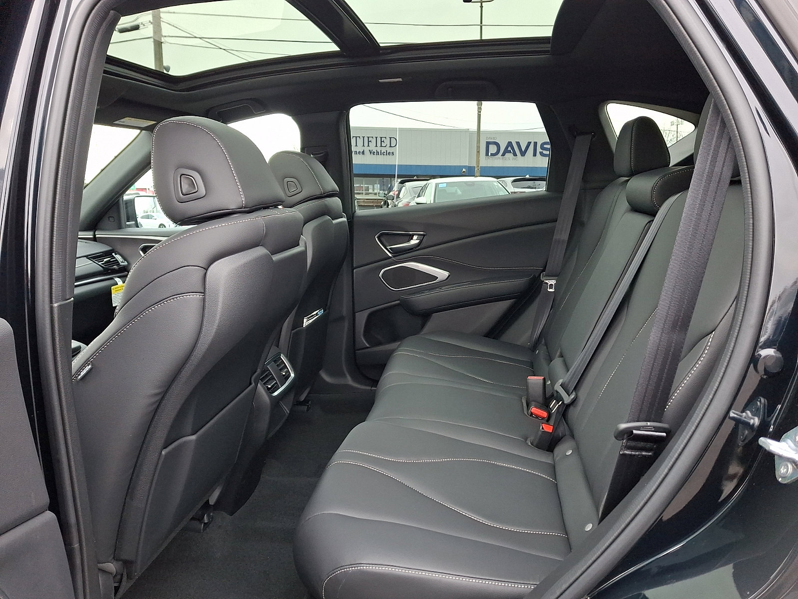 Certified 2025 Acura RDX SH-AWD image 10