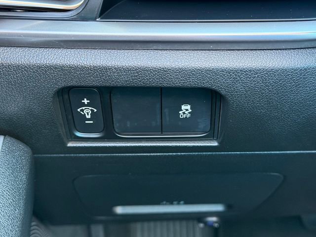 Used 2024 Kia Sorento S image 12