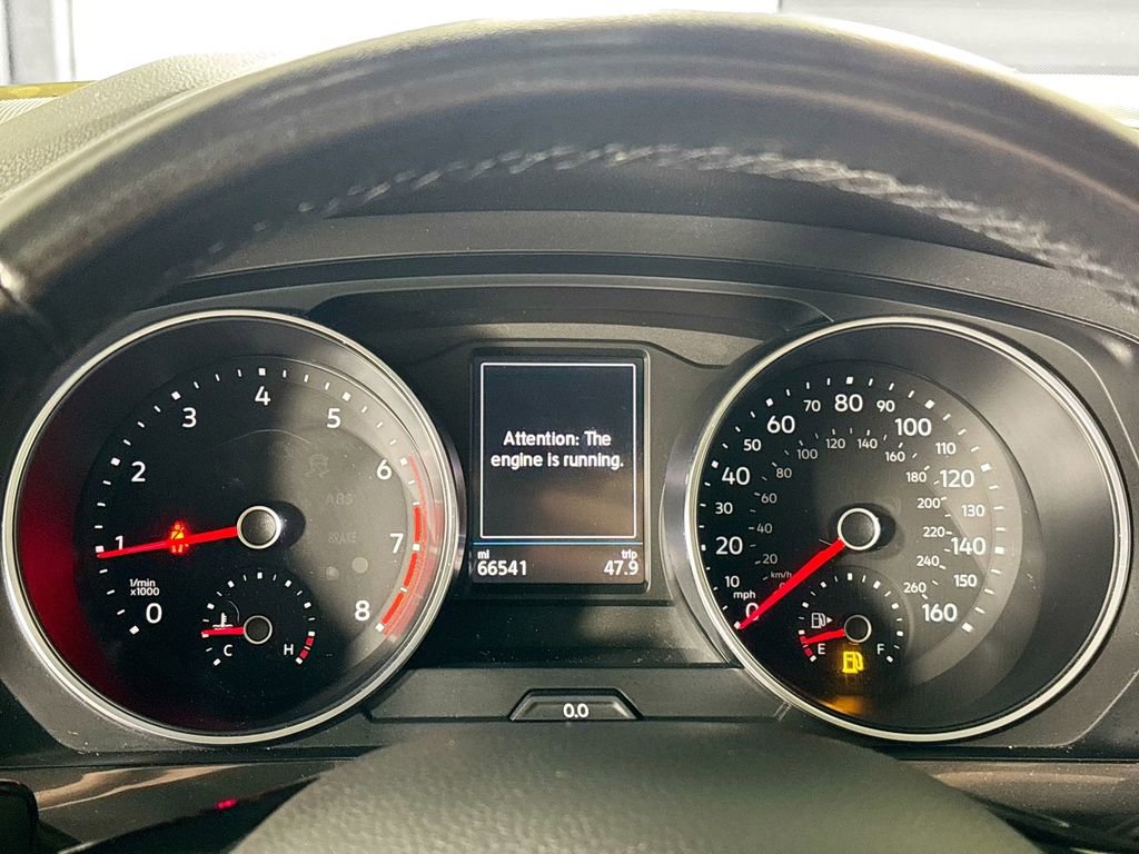Used 2019 Volkswagen Tiguan SE AWD/4WD image 14