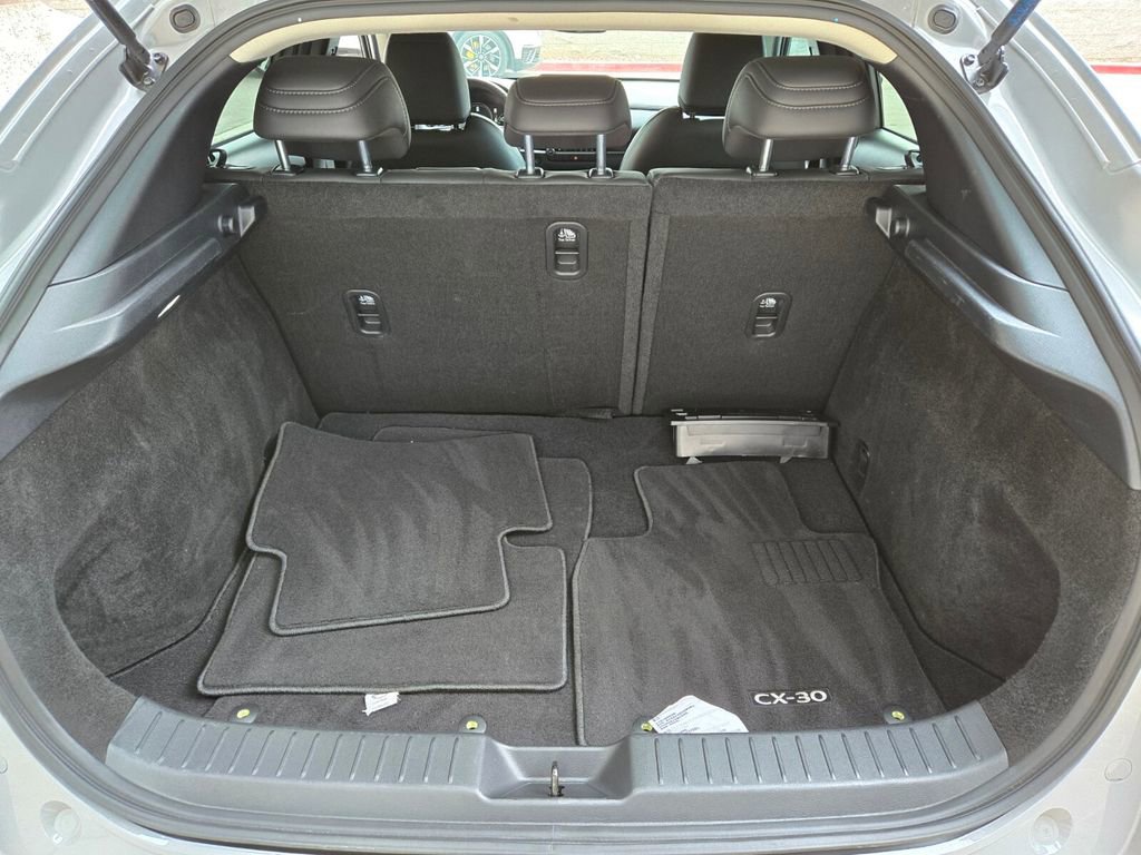 Used 2025 MAZDA CX-30 AWD 2.5 S w/ Select Sport Pkg image 17