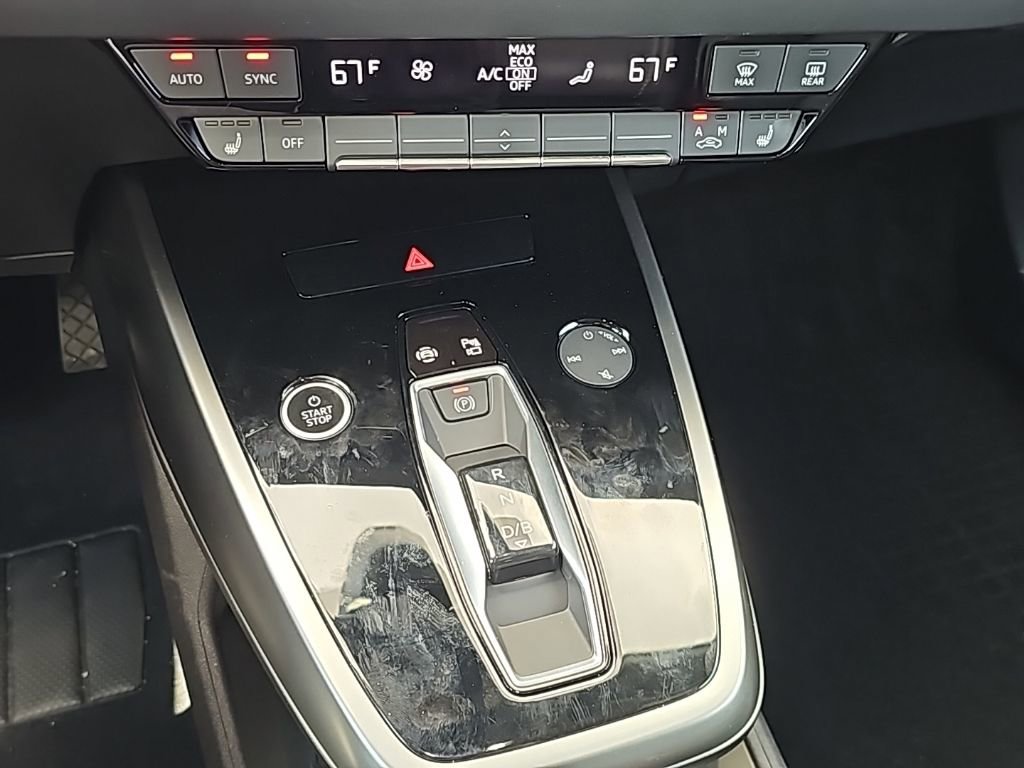 Used 2024 Audi Q4 e-tron Prestige w/ Black Optic Package image 12