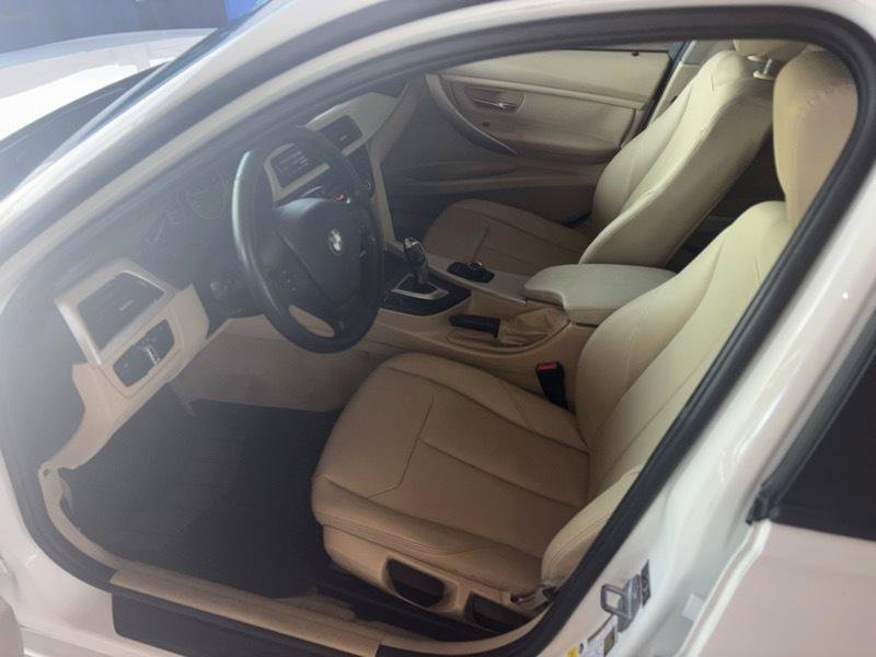 Used 2015 BMW 320i Sedan RWD image 7