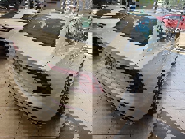 Used 2020 Volvo S60 T6 R-Design image 4