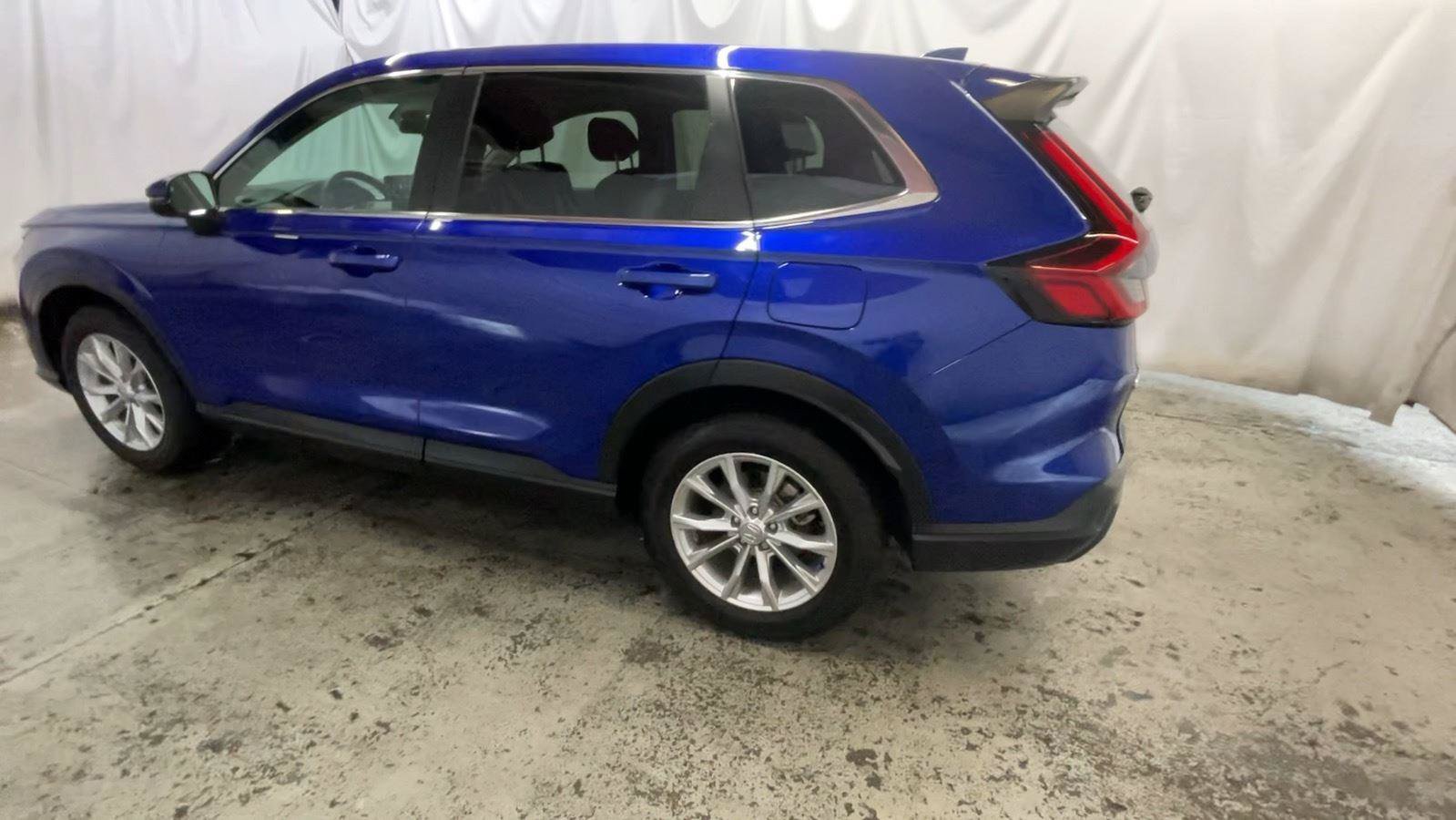 Certified 2024 Honda CR-V EX image 10