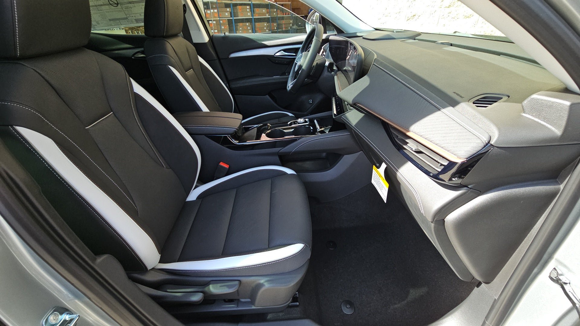 Used 2025 Buick Envision Sport Touring AWD/4WD image 14