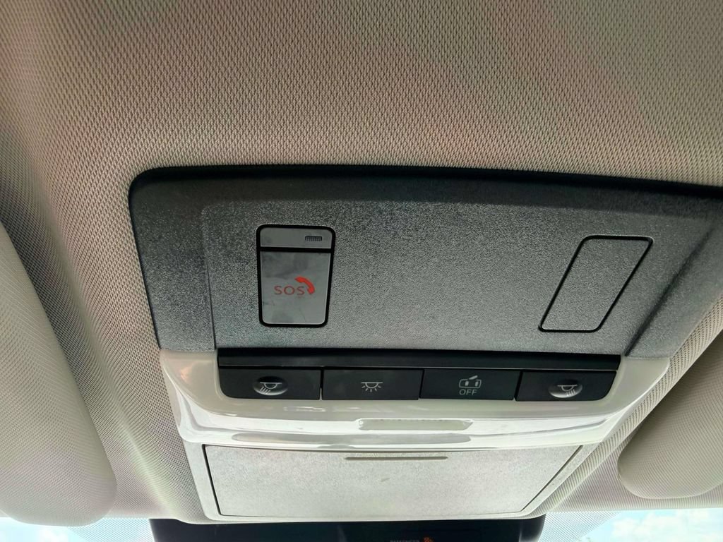 Used 2024 Mitsubishi Outlander SE AWD/4WD image 32