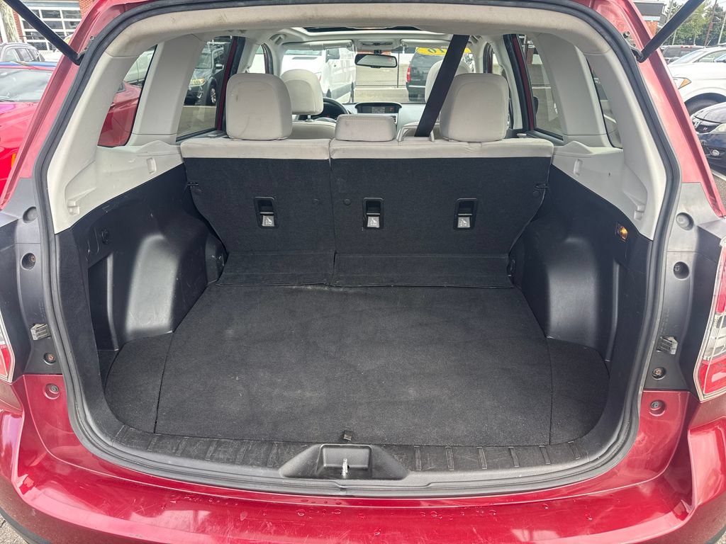 Used 2016 Subaru Forester 2.5i Premium w/ All-Weather Package AWD/4WD image 23