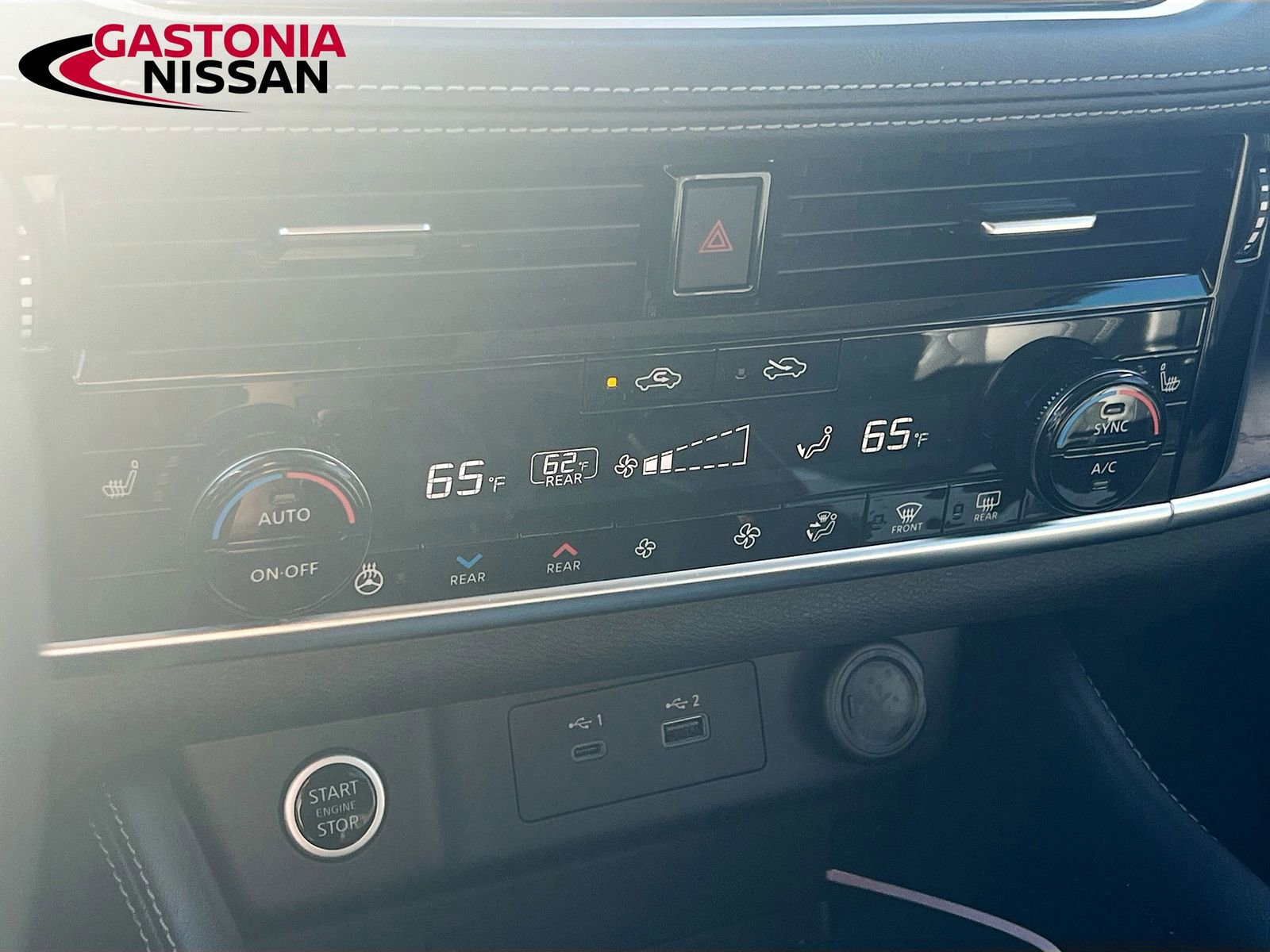 Used 2021 Nissan Rogue Platinum image 19