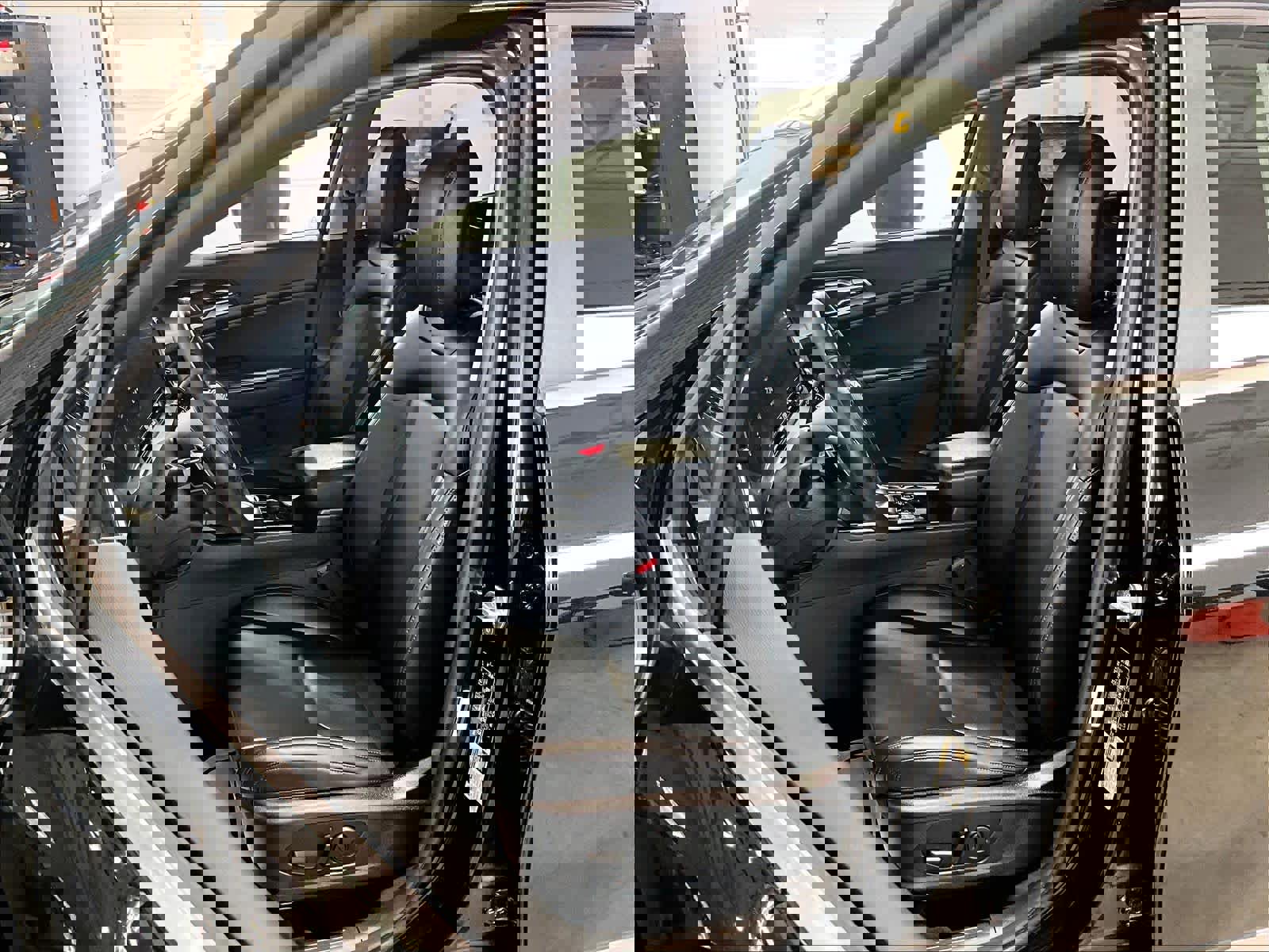 Used 2023 Kia Sportage EX w/ EX Premium Package image 10