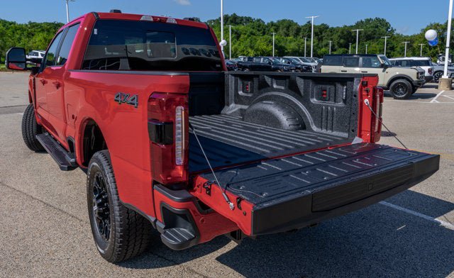 New 2026 Ford F350 XLT w/ XLT Premium Package AWD/4WD image 8