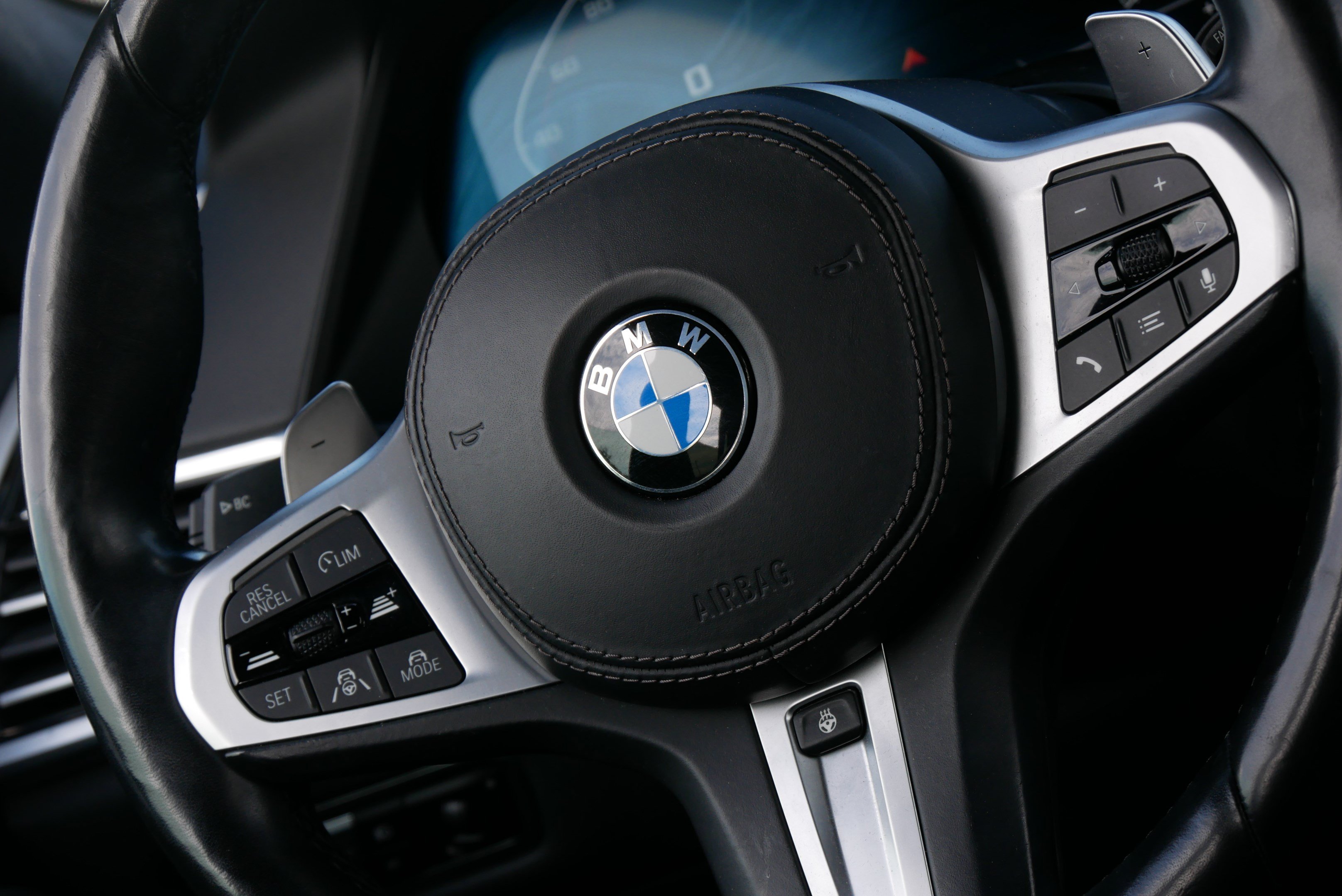 Used 2022 BMW X7 M50i AWD/4WD image 24
