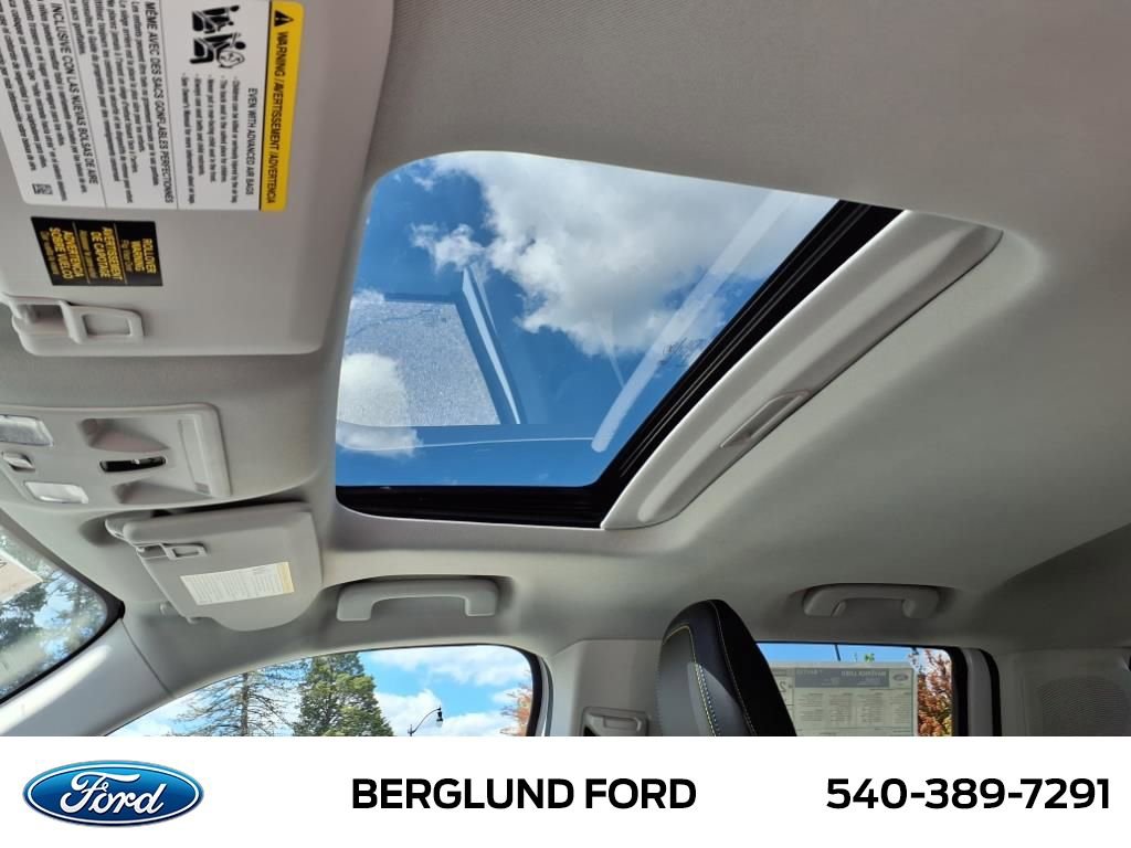 New 2025 Ford Maverick Lobo image 6