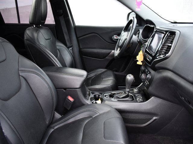 Used 2019 Jeep Cherokee Limited image 26