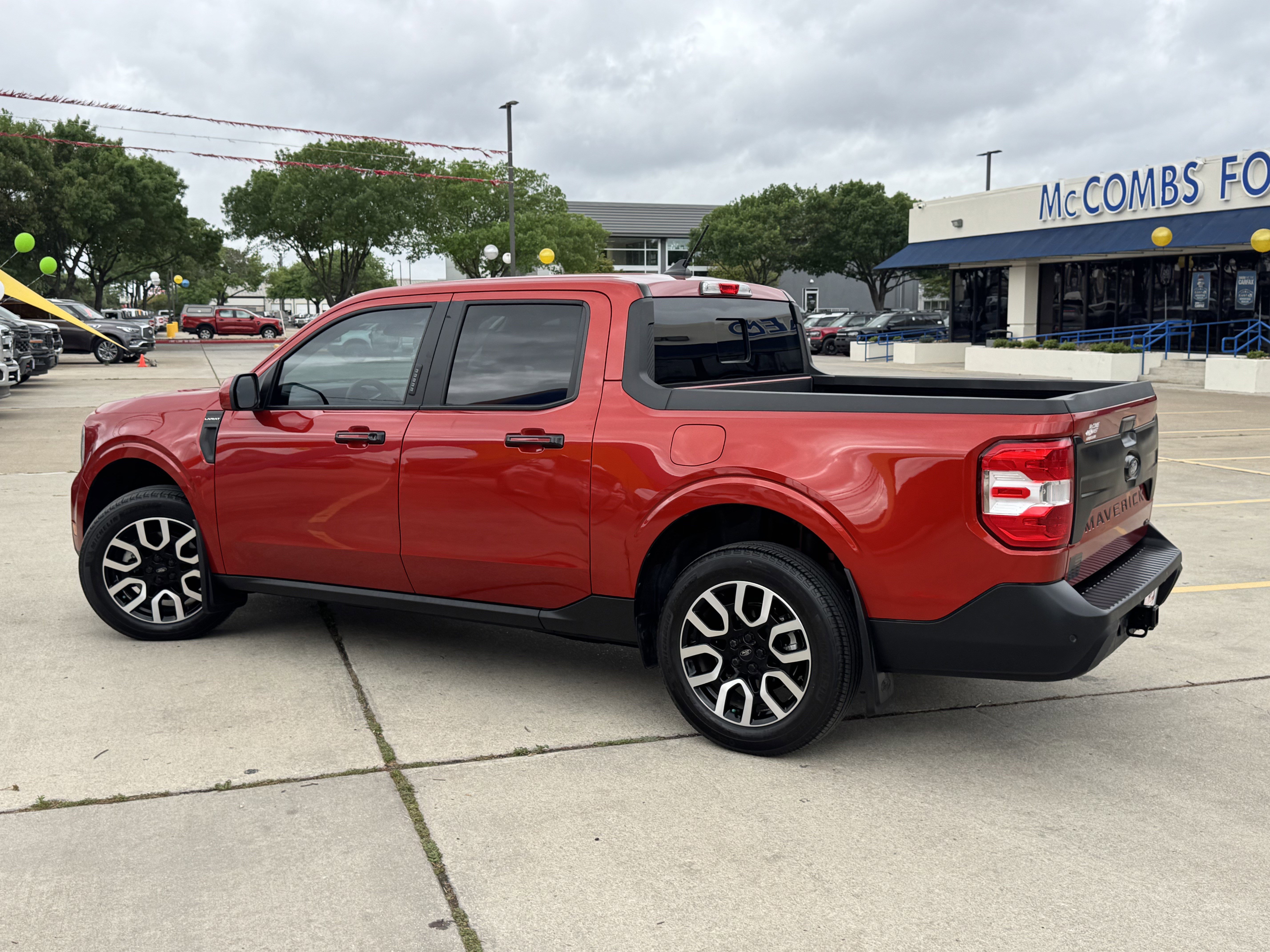 Certified 2022 Ford Maverick Lariat w/ Lariat Luxury Package image 10