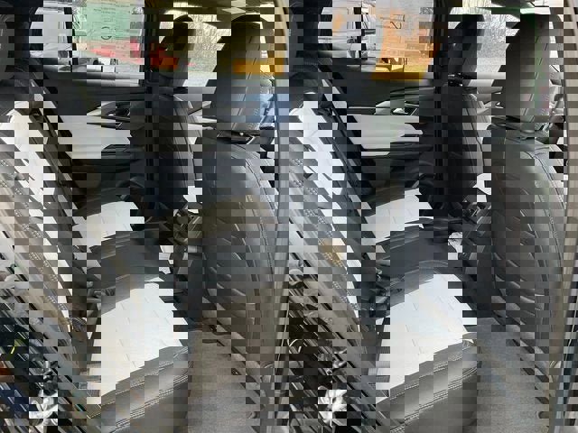 New 2026 Chevrolet Equinox EV LT image 18