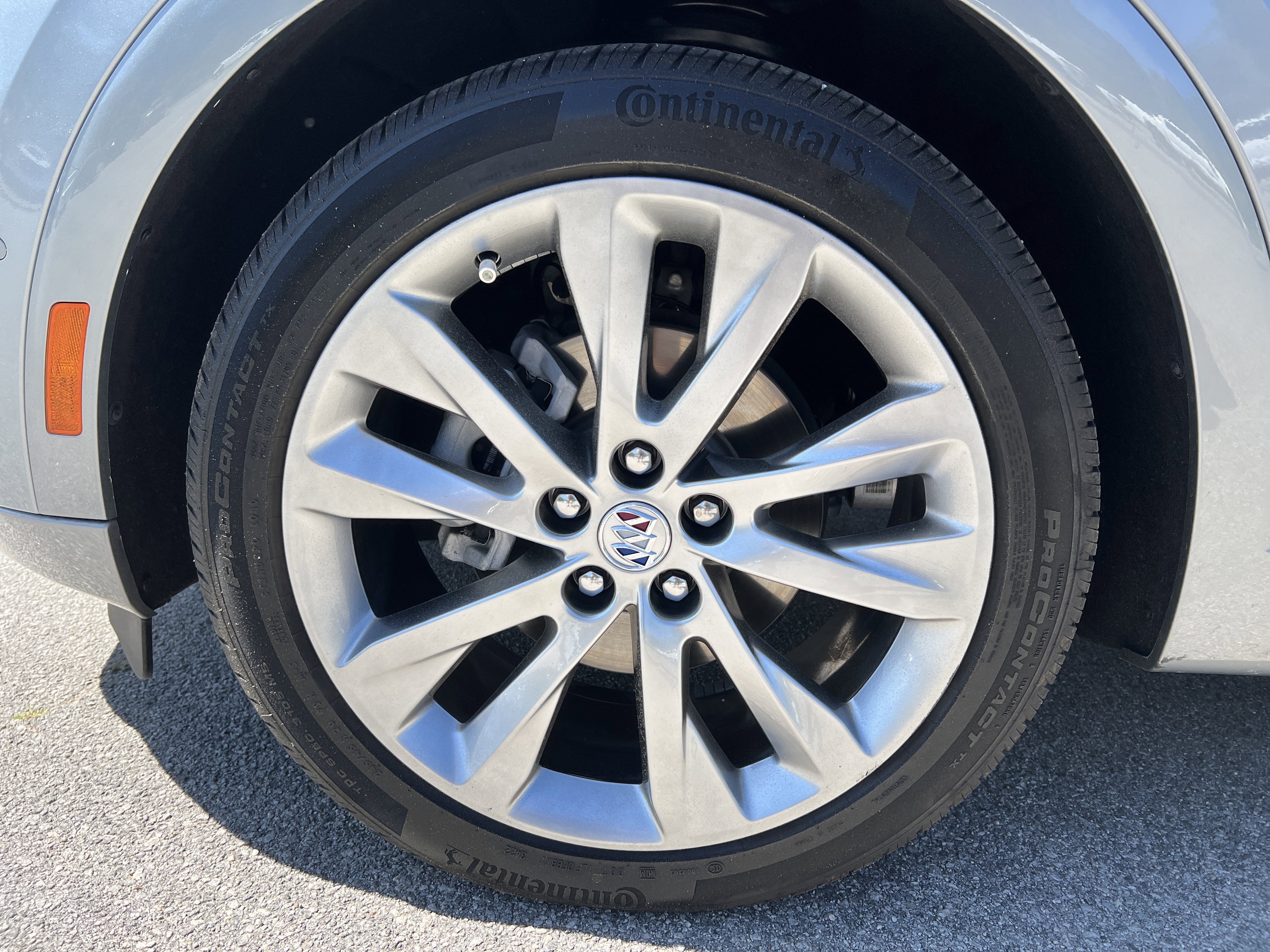 Used 2023 Buick Envision Avenir FWD image 15