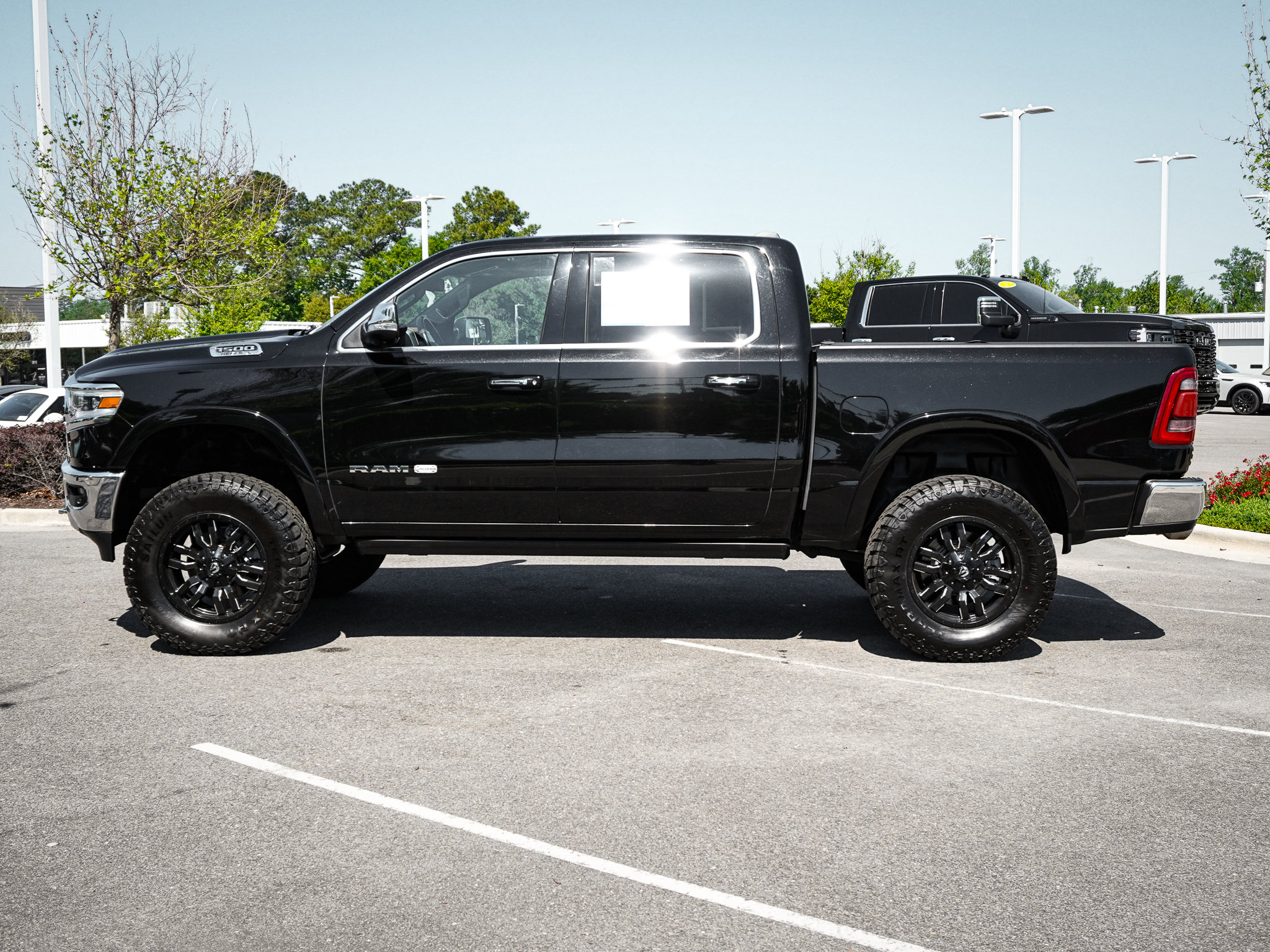 Used 2019 RAM 1500 Limited image 8
