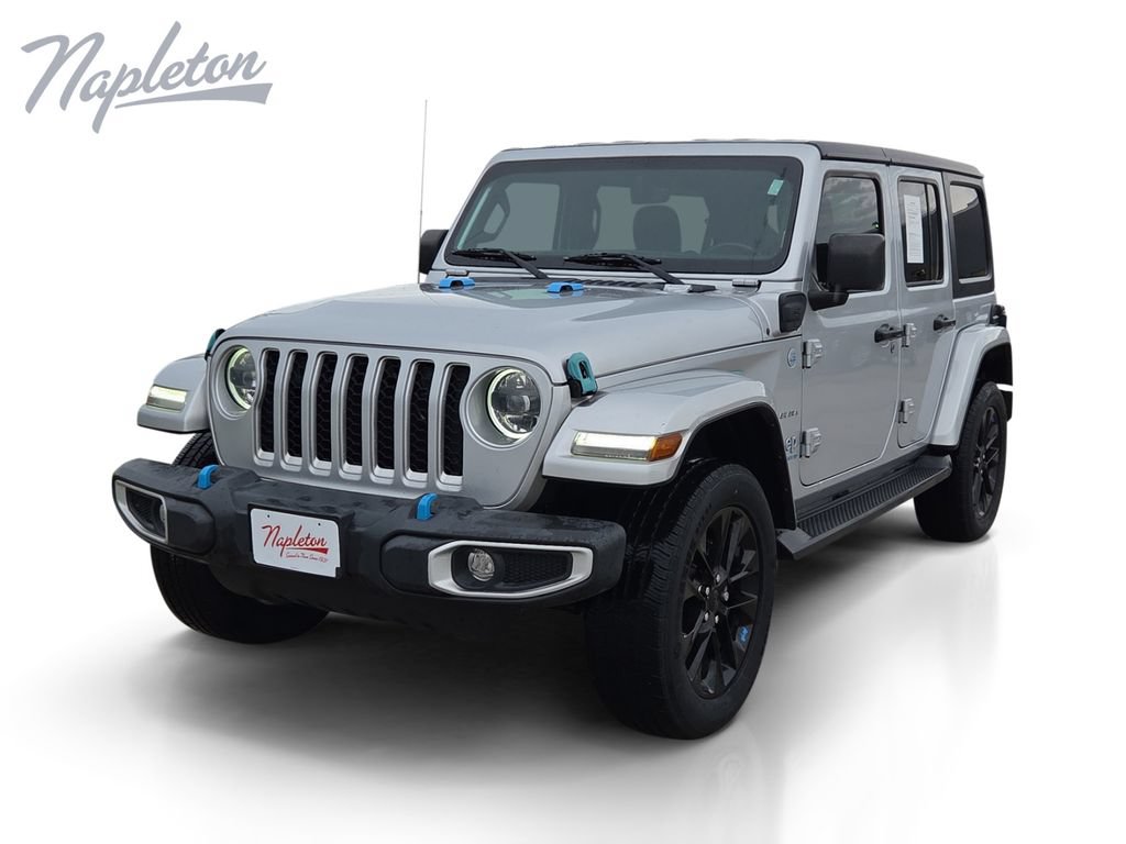 Used 2023 Jeep Wrangler Unlimited Sahara w/ Cold Weather Group AWD/4WD image 1
