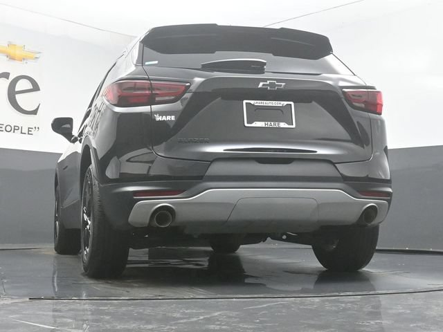 Used 2023 Chevrolet Blazer LT w/ Midnight/Sport Edition FWD image 52