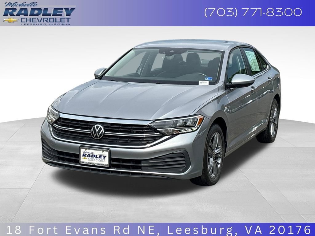 Used 2024 Volkswagen Jetta SE FWD image 1