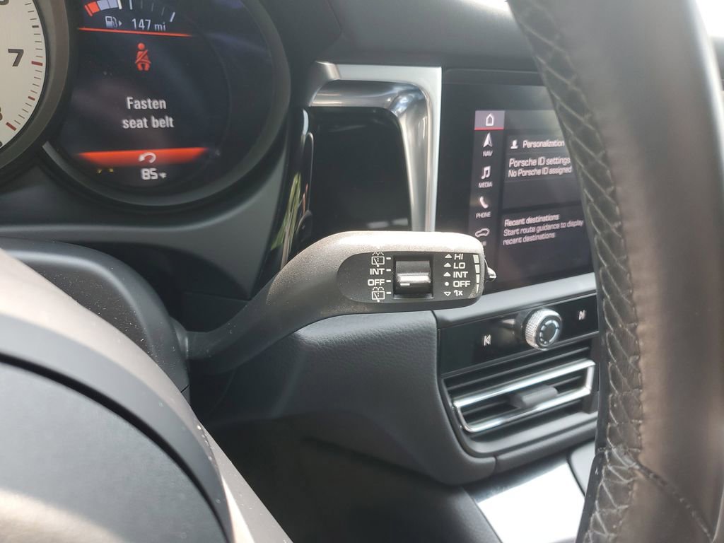 Used 2022 Porsche Macan S image 19