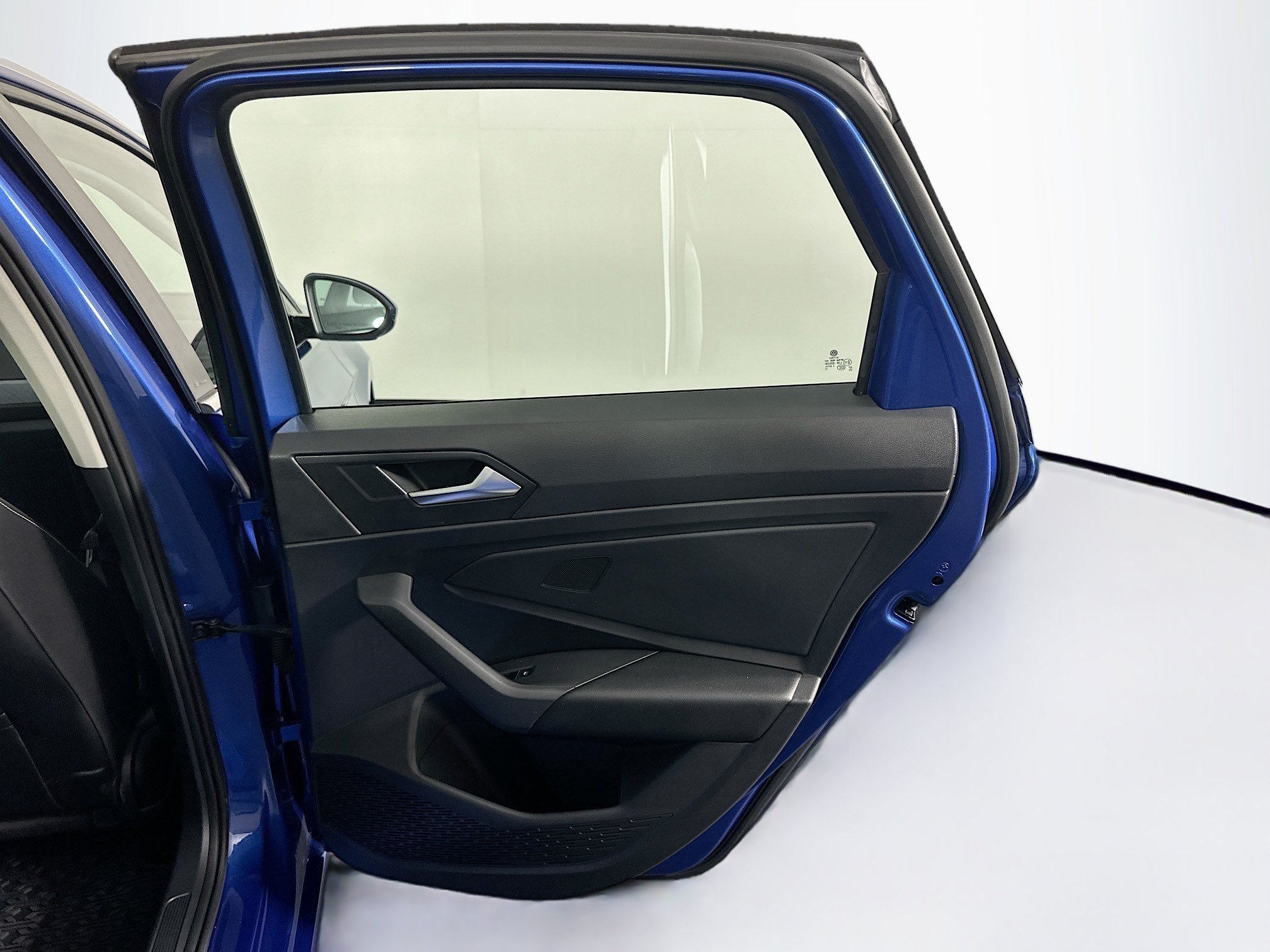 Used 2022 Volkswagen Jetta SE FWD image 28