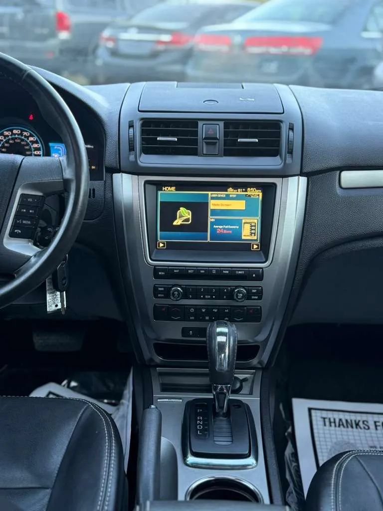 Used 2010 Ford Fusion Hybrid FWD image 13