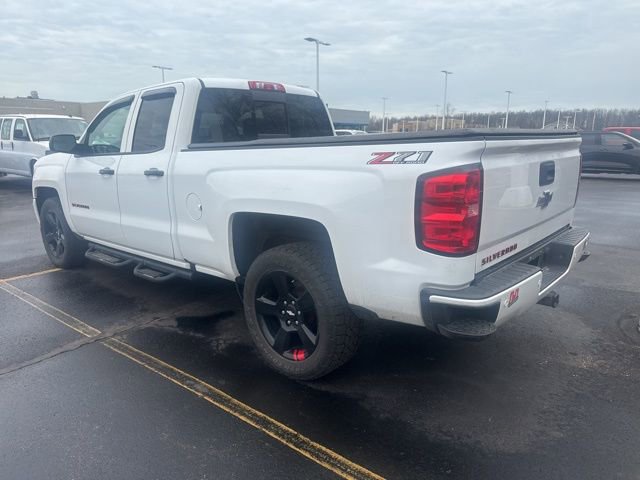 Certified 2018 Chevrolet Silverado 1500 LT w/ Redline Edition image 3