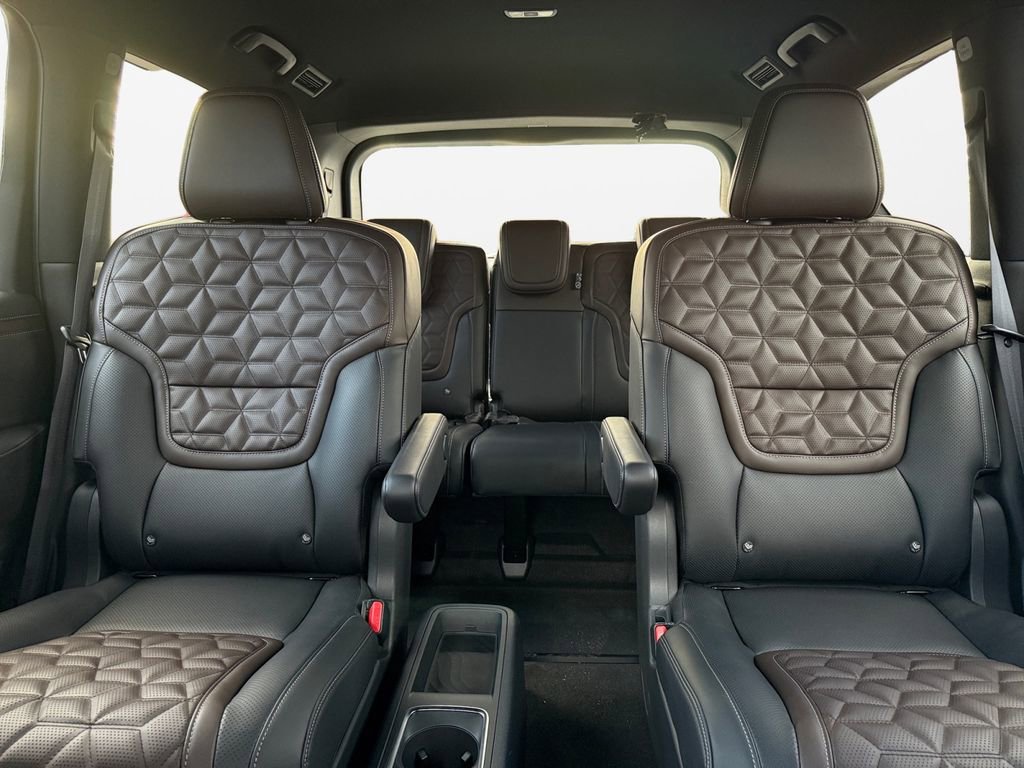 New 2026 Nissan Armada Platinum Reserve image 16