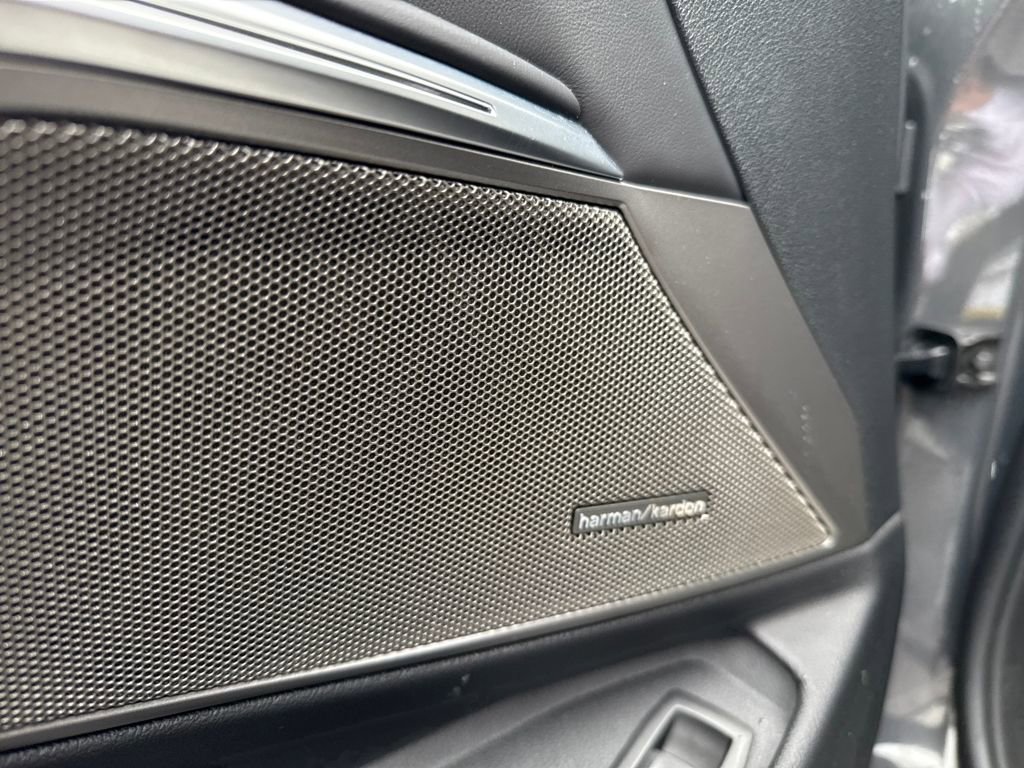 Used 2021 BMW M3 w/ Executive Package image 9