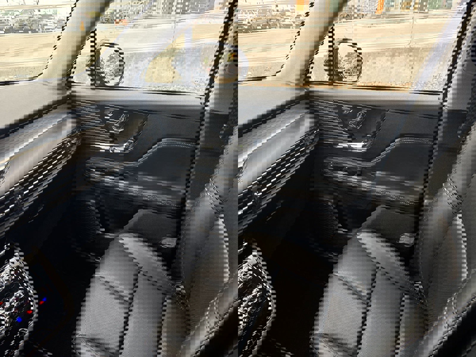 Used 2022 Lincoln Corsair AWD w/ Equipment Group 101A image 24