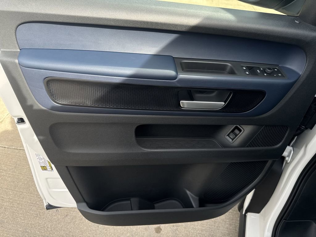 New 2025 Volkswagen ID. Buzz Pro S image 21