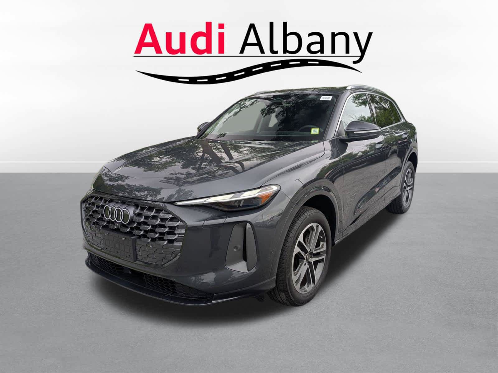 Certified 2025 Audi Q5 Premium w/ Convenience Package