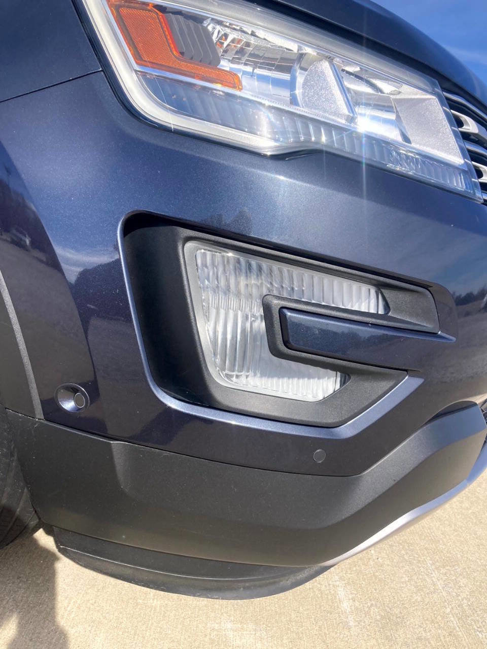 Used 2017 Ford Explorer Limited w/ Equipment Group 301A FWD image 7