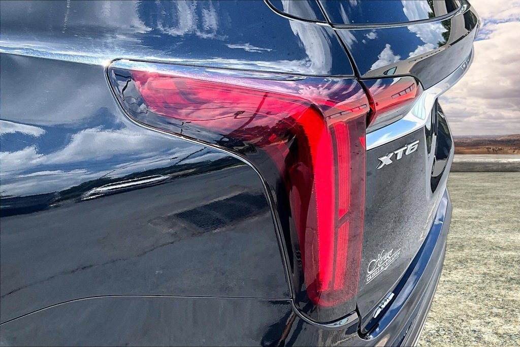Used 2021 Cadillac XT6 Premium Luxury AWD/4WD image 22