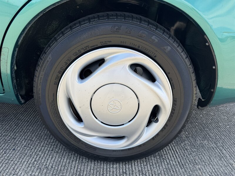 Used 1998 Toyota Corolla LE FWD image 9